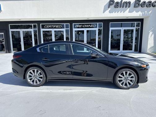 Jet Black Mica 2026 Mazda Mazda3 FWD w/Preferred Package