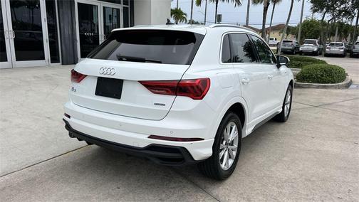 2023 Audi Q3 45 S line Premium