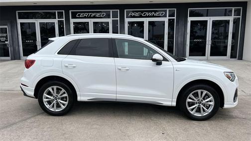 2023 Audi Q3 45 S line Premium