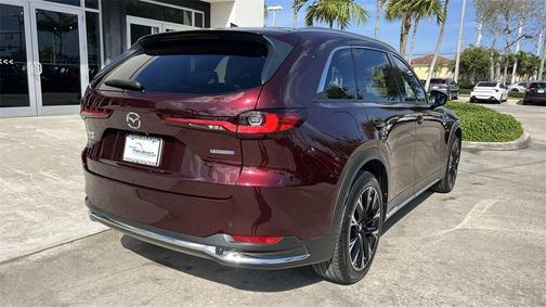 2024 Mazda CX-90 PHEV Premium Plus