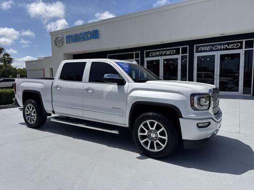White Frost Tri-Coat 2018 GMC Sierra 1500 Denali