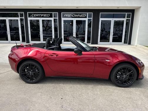 Soul Red Crystal Metallic 2026 Mazda MX-5 Miata Club