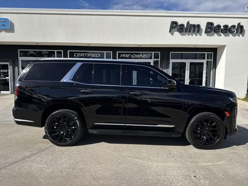 2023 Cadillac Escalade Luxury