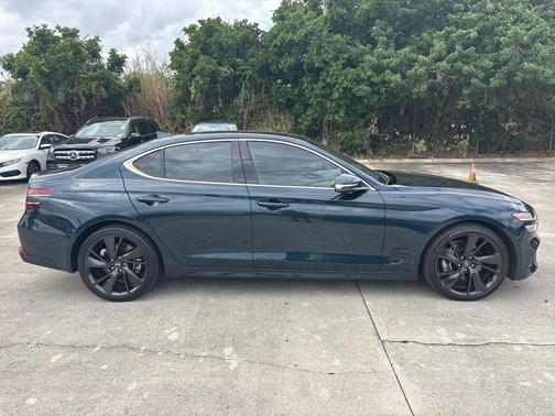 2023 Genesis G70 2.0T