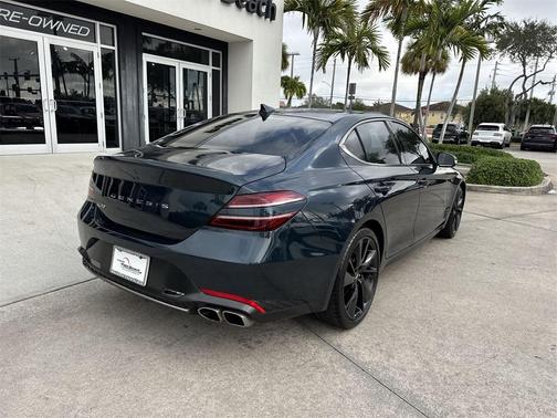 2023 Genesis G70 2.0T
