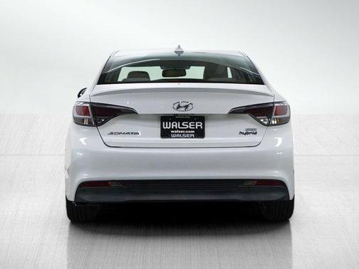 2016 Hyundai Sonata Plug-In Hybrid Base