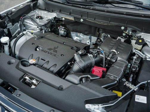 2025 Mitsubishi Outlander Sport 2.0 SE