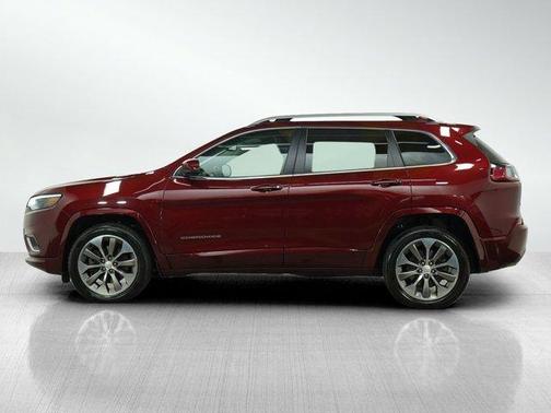 2019 Jeep Cherokee Overland