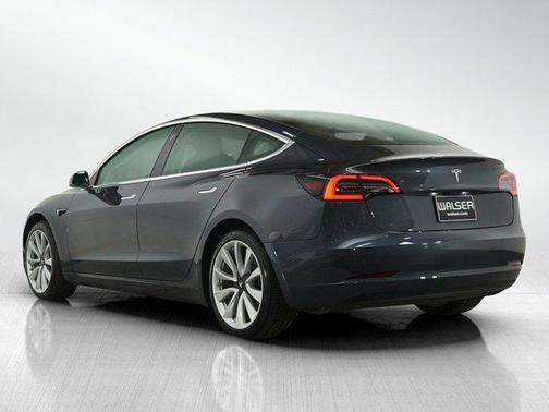 2019 Tesla Model 3 Standard Range Plus