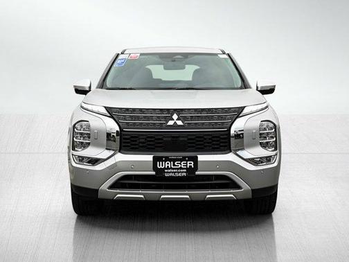 2025 Mitsubishi Outlander PHEV SE