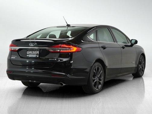 2018 Ford Fusion Hybrid SE