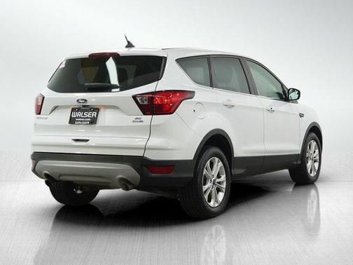 White 2019 Ford Escape SE