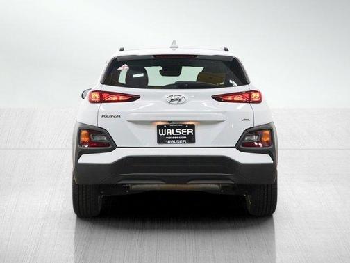 2020 Hyundai KONA SEL Plus