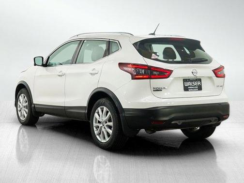 White 2020 Nissan Rogue Sport SV
