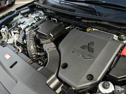 2025 Mitsubishi Outlander PHEV SEL