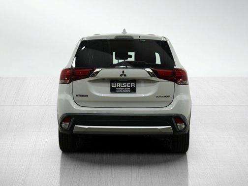 2017 Mitsubishi Outlander ES