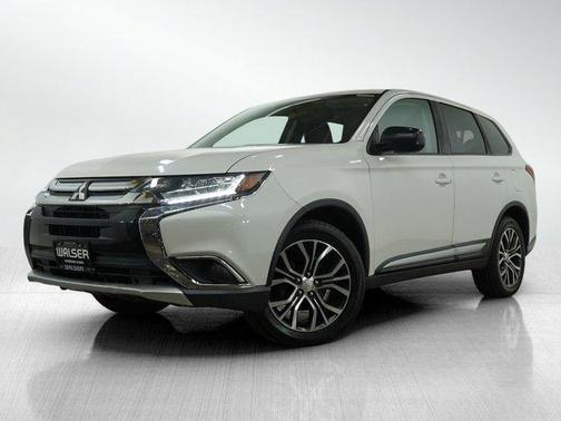 2017 Mitsubishi Outlander ES