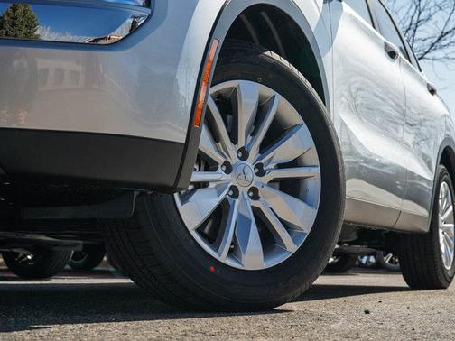 2025 Mitsubishi Outlander ES