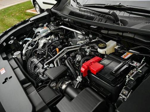 2025 Mitsubishi Outlander ES