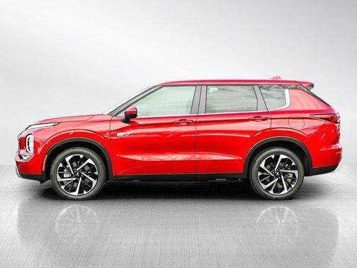 2025 Mitsubishi Outlander PHEV SE