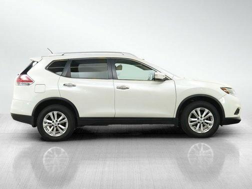 Moonlight White 2015 Nissan Rogue SV