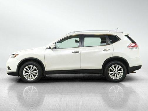 Moonlight White 2015 Nissan Rogue SV