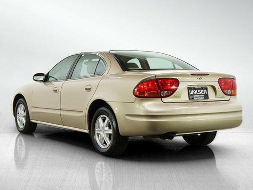 2002 Oldsmobile Alero GL1