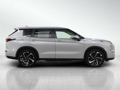 2022 Mitsubishi Outlander 