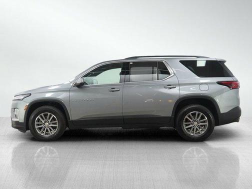Sterling Gray Metallic 2023 Chevrolet Traverse LT Cloth
