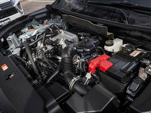 Moonstone Gray Metallic 2026 Mitsubishi Outlander Trail Edition