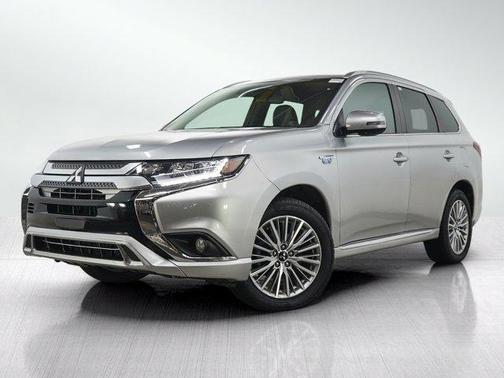 Silver 2022 Mitsubishi Outlander PHEV SEL