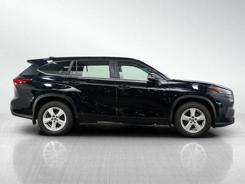 Black 2023 Toyota Highlander L