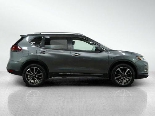 2020 Nissan Rogue SL