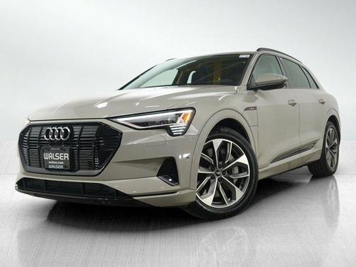2021 Audi e-tron Premium Plus