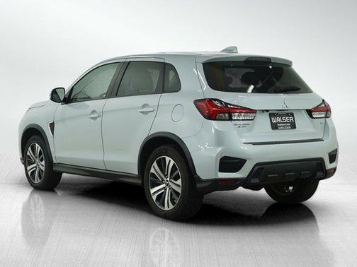 2023 Mitsubishi Outlander Sport SE