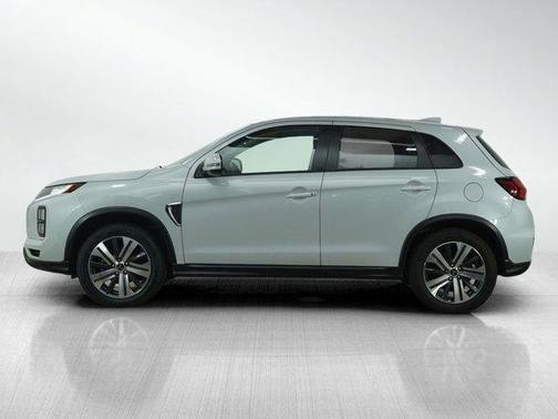 2023 Mitsubishi Outlander Sport SE