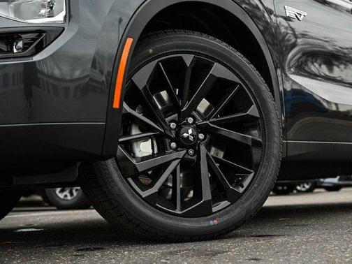 2025 Mitsubishi Outlander PHEV SEL Black Edition