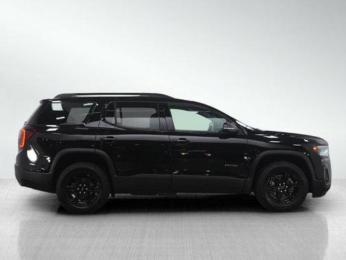2021 GMC Acadia AT4