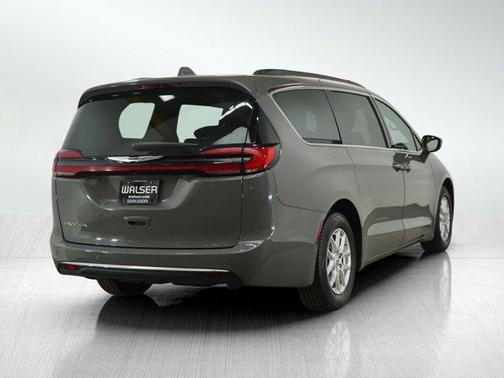 2022 Chrysler Pacifica Touring-L