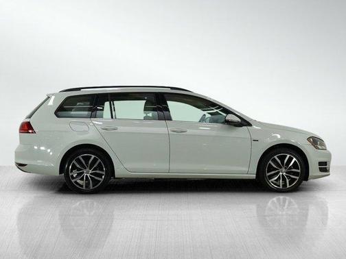 2016 Volkswagen Golf SportWagen TSI Limited Edition