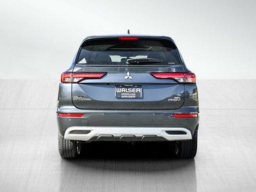 2025 Mitsubishi Outlander PHEV SEL