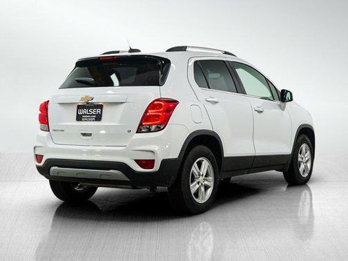 Summit White 2020 Chevrolet Trax LT