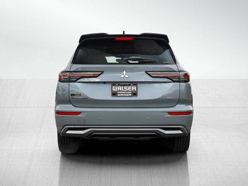 2025 Mitsubishi Outlander SEL
