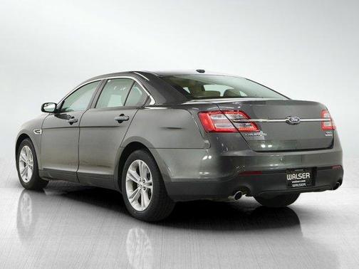 Gray 2015 Ford Taurus SEL
