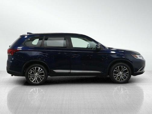 2017 Mitsubishi Outlander SE
