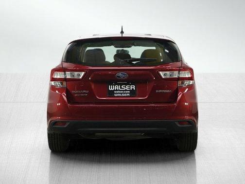 Crimson Red Pearl 2019 Subaru Impreza 2.0i