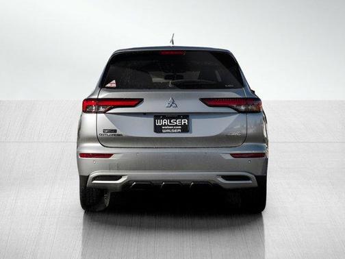 2025 Mitsubishi Outlander PHEV SE