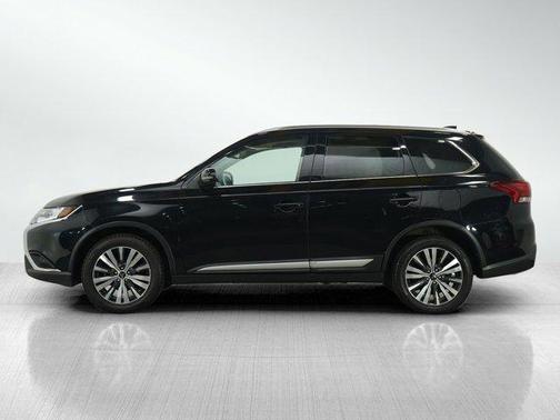 2020 Mitsubishi Outlander SE
