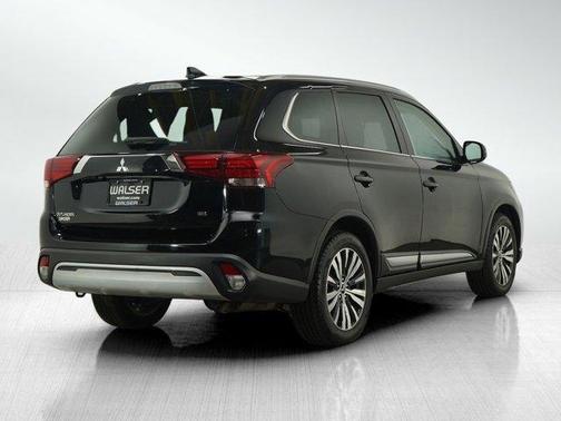 2020 Mitsubishi Outlander SE