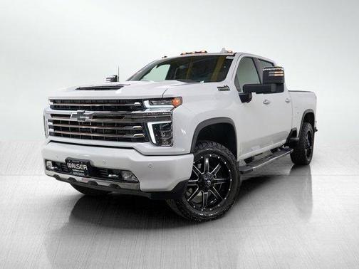 Summit White 2022 Chevrolet Silverado 2500 High Country